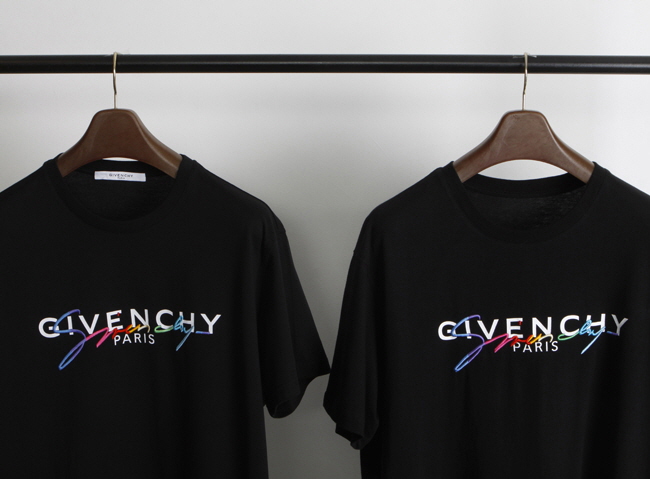 givenchy double logo t shirt